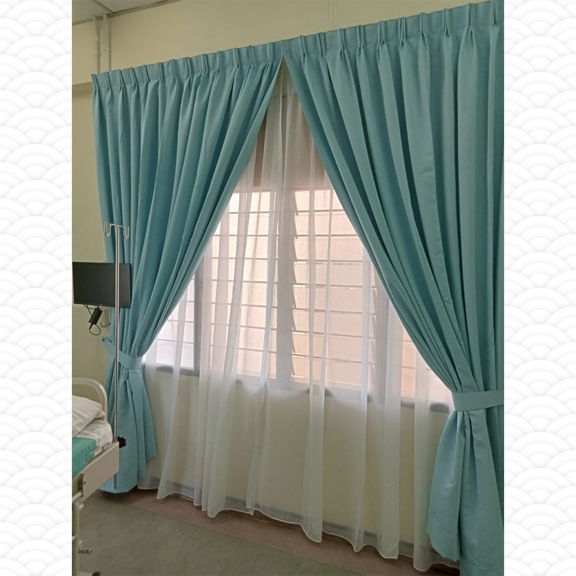 french-pleat